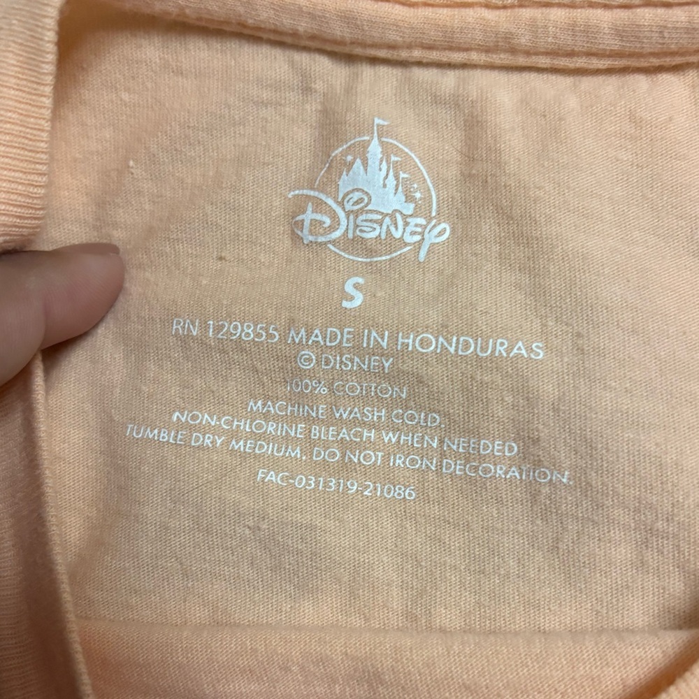 Walt Disney T-Shirt 🧡 - Picture 6 of 9